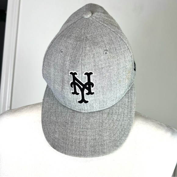 New York Mets Heather Black Grey 59FIFTY Fitted Cap - Picture 1 of 8